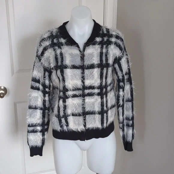 Women's 1.State Plaid eyelash sweater jacket-sz S - Picture 4 of 8
